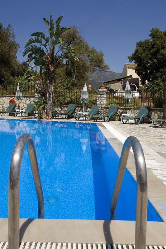Yannis Servos Barbati Apartments Εξωτερικό φωτογραφία